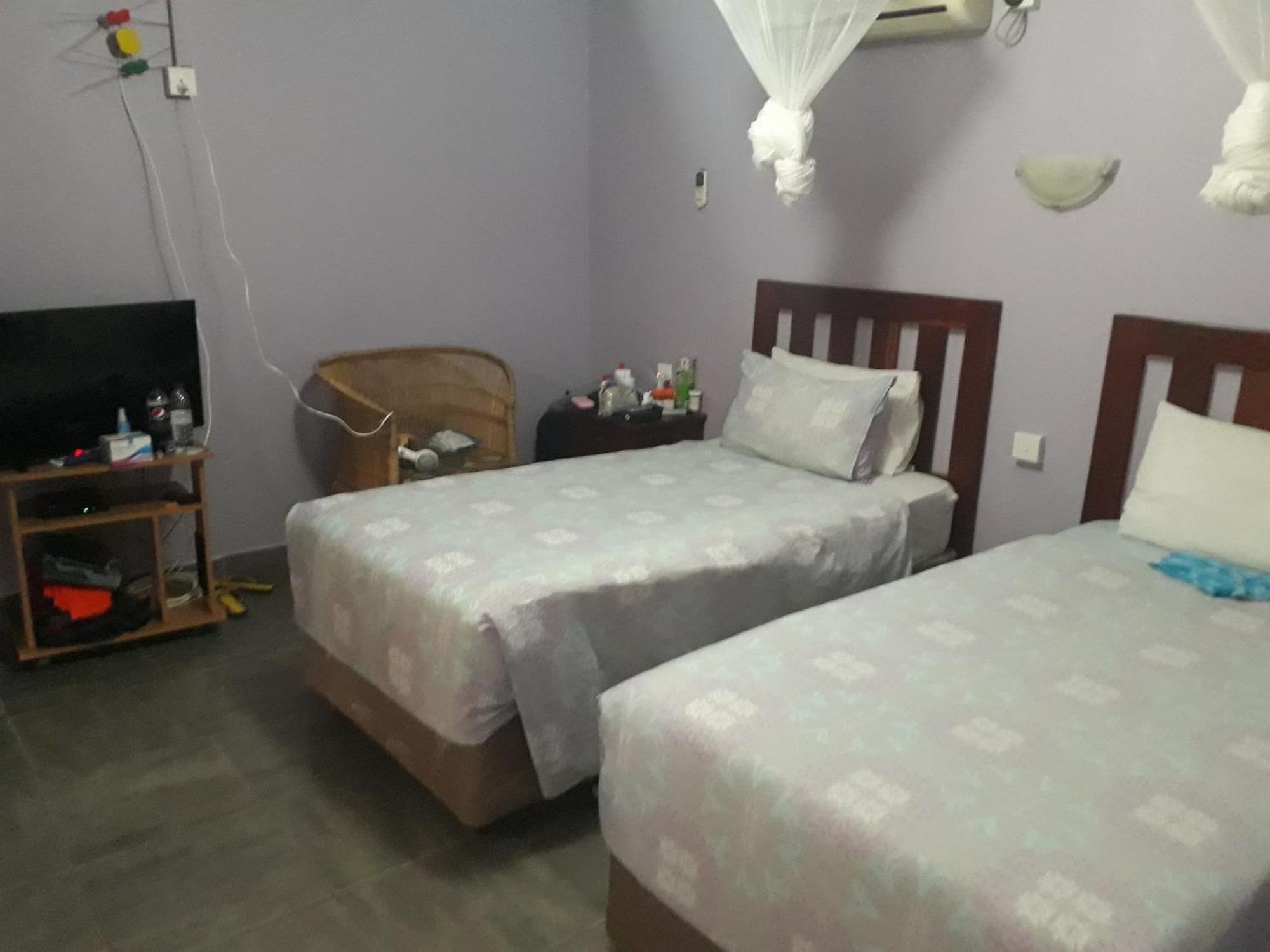 Gloria'S Bed And Breakfast Ливингстон Экстерьер фото