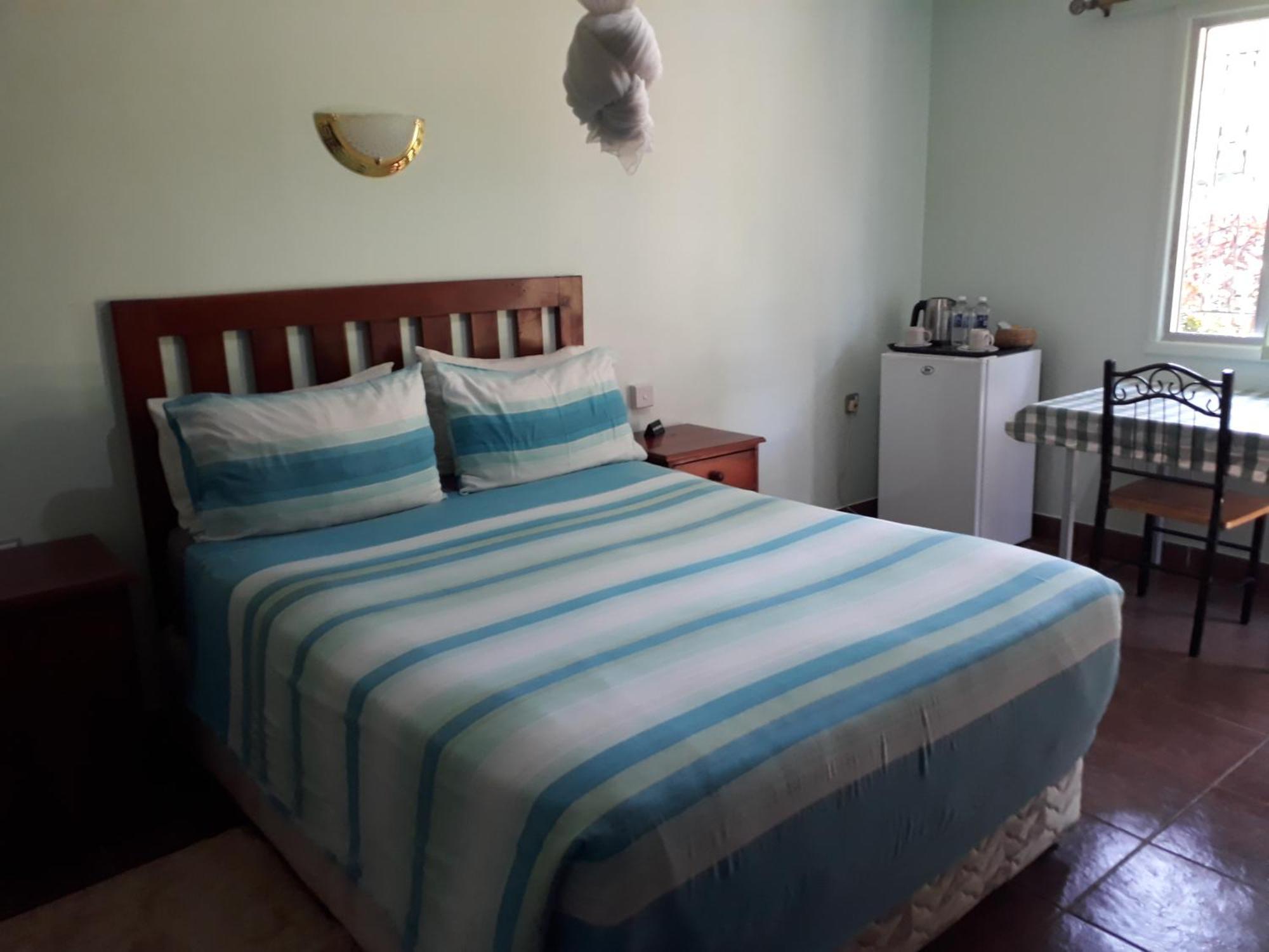 Gloria'S Bed And Breakfast Ливингстон Экстерьер фото